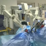 علاج الإنزلاق الغضروفي والدسك وفقرات الرقبة والظهر وتقويم إنحناء/جنف العمود الفقري باستخدام الروبوتات وأجهزة مراقبة أعصاب بيد أفضل أطباء العمود الفقري في الهند