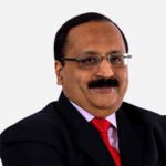 الدكتور رافيندرا يعرف بعلاج جميع امراض العيون مثل زراعة العدسات والقرنية والماء الأزرق والأبيض والسد لدى افضل مستشفيات العيون بالهند، تشيناي، ممباي، بنغالور