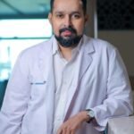 الدكتور محمد من أفضل أطباء القلب المعروفين بعمليات القلب المفتوح وزراعة القلب الرئة لدى افضل مستشفى القلب في كوتشي، كيرلا، الهند، مومباي، دلهي وبنغالور