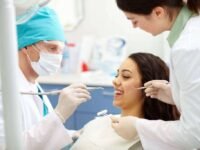 افضل 10 دكاترة أنسان بالهند | عيادات الاسنان في لكناو، كيرلا، دلهي
