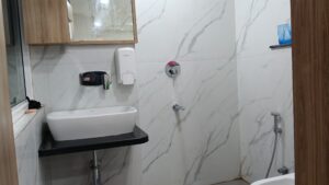 مستشفى فاح فائق التخصصي في لكناو الهندية يعالج كل الحالات المرضية مثل المخ والأعصاب، العمود الفقري، السرطا، التجميلية، المسالك البولية، الأسنان، العقم، العظام