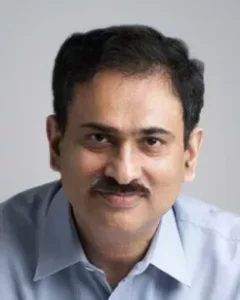 الدكتور مانوج ص ناير من كيرلا | جراحة القلب والأوعية الدموية في الهند