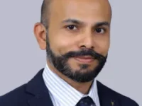 الدكتور فينود كومار من كيرلا | استبدال مفاصل الركب، الحوض في الهند