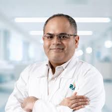 الدكتور راهول في بنغالور - أفضل جراح العظام والمفاصل بالهند