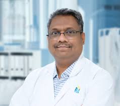 الدكتور مانيش في بنغالور - أفضل جراح العظام والمفاصل بالهند