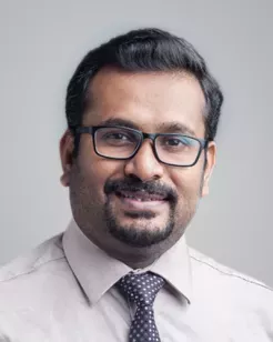 الدكتور بيبي بي كيه من كيرلا | أمراض الكلى وزراعة الكلى في الهند