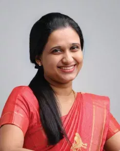 الدكتورة تينا آن جوي من كيرلا | جراحة النساء طفيفة التوغل والروبوتية في الهند