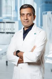 الدكتور جيريش في بنغالور - أفضل جراح المسالك البولية بالهند
