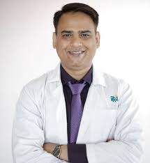 الدكتور توركار في مومباي | أفضل طبيب علاج الأورام بالإشعاع بالهند