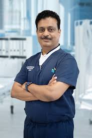 الدكتور جيريش في بنغالور - أفضل جراح أوعية القلب التداخلية بالهند