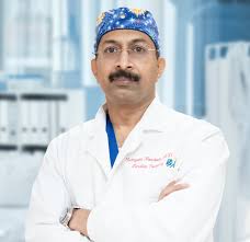 الدكتور ساثياكي في بنغالور - أفضل جراح القلب الروبوتي بالهند
