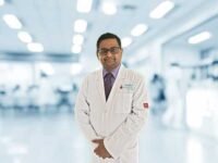 الدكتور كيرانموي من دلهي | أفضل جراح العمليات التجميلية في دلهي، الهند