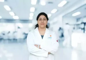 الدكتورة نيدهي من دلهي | جراحة النساء الروبوتية دلهي، الهند