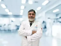 الدكتور نيخيل من دلهي | أفضل جراح عام روبوتي دلهي، الهند