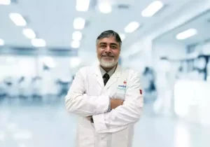 الدكتور نيخيل من دلهي | أفضل جراح عام روبوتي دلهي، الهند