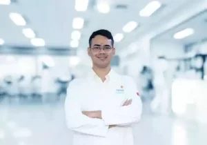 الدكتور ثاكران من دلهي | أفضل جراح أوعية القلب الدموية دلهي، الهند