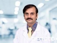 د. أبهايا كومار إس إم استشاري طب الأورام في بنغلور