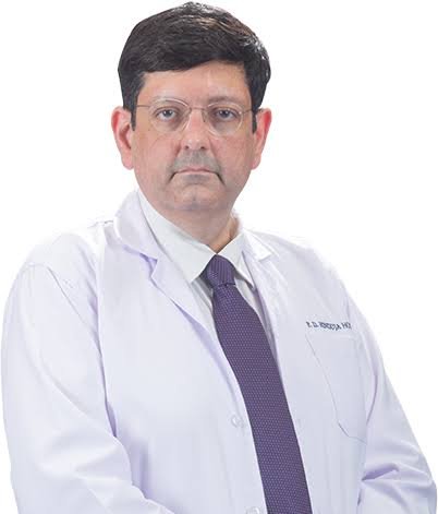 الدكتور سوديب شاه استشاري جراحة الجهاز الهضمي وزراعة الكبد في مومباي