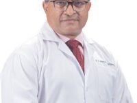 د. ساشين ألميل استشاري طب الأورام في مستشفى هيندوجا بمومباي