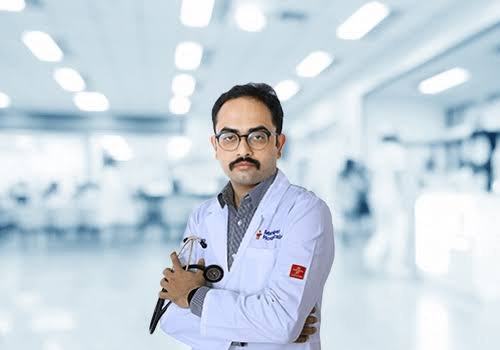 د. أنوب ك. ر طبيب جهاز هضمي في بنغالور الهند