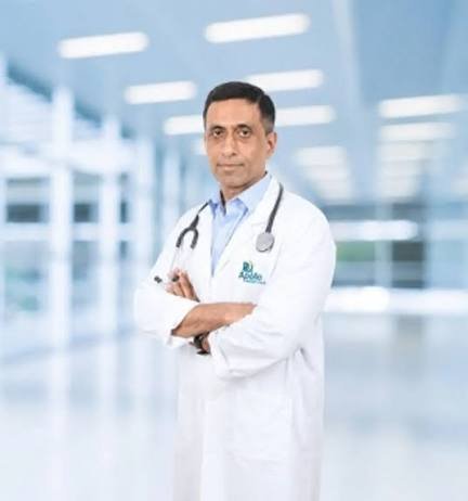 د. شيراغ بوناتار أخصائي المسالك البولية في مومباي